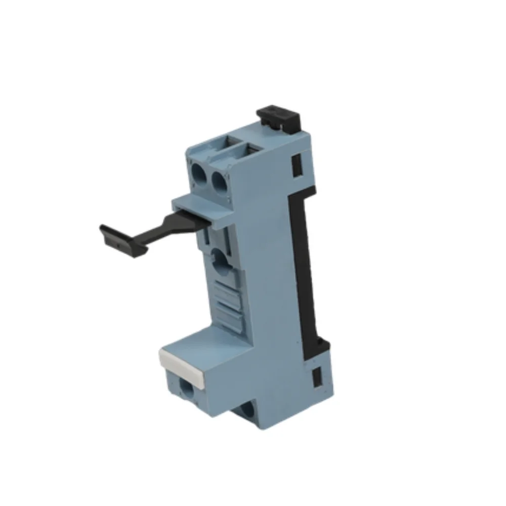 Siemens 7RQ Relay Socket 10 A · 5 Pin · 1 CO · DIN Rail Mounting Pannel