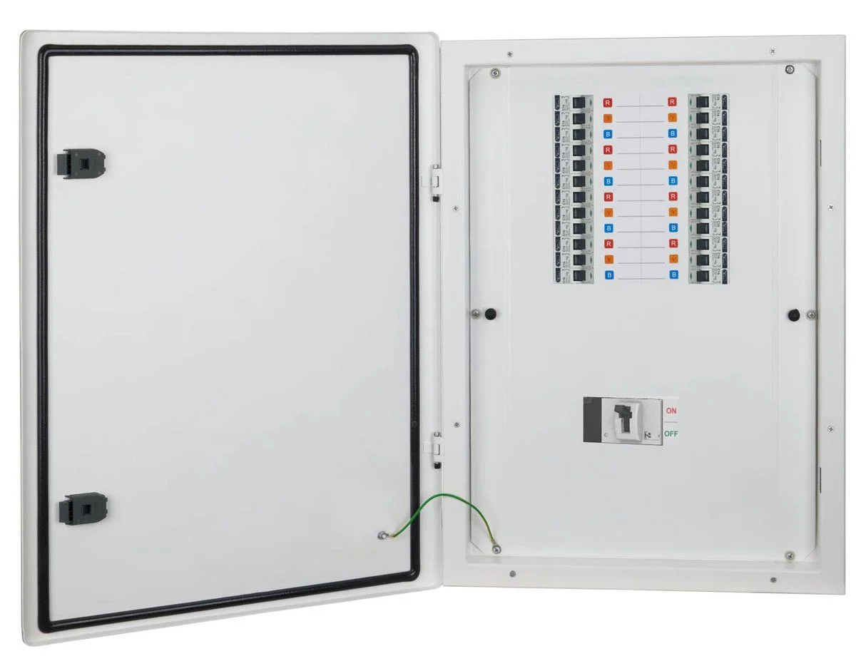 Lauritz Knudsen TPN Phase Selector Distribution Board · 4 way · Three phase (vertical TPN) · Metal door · IP43