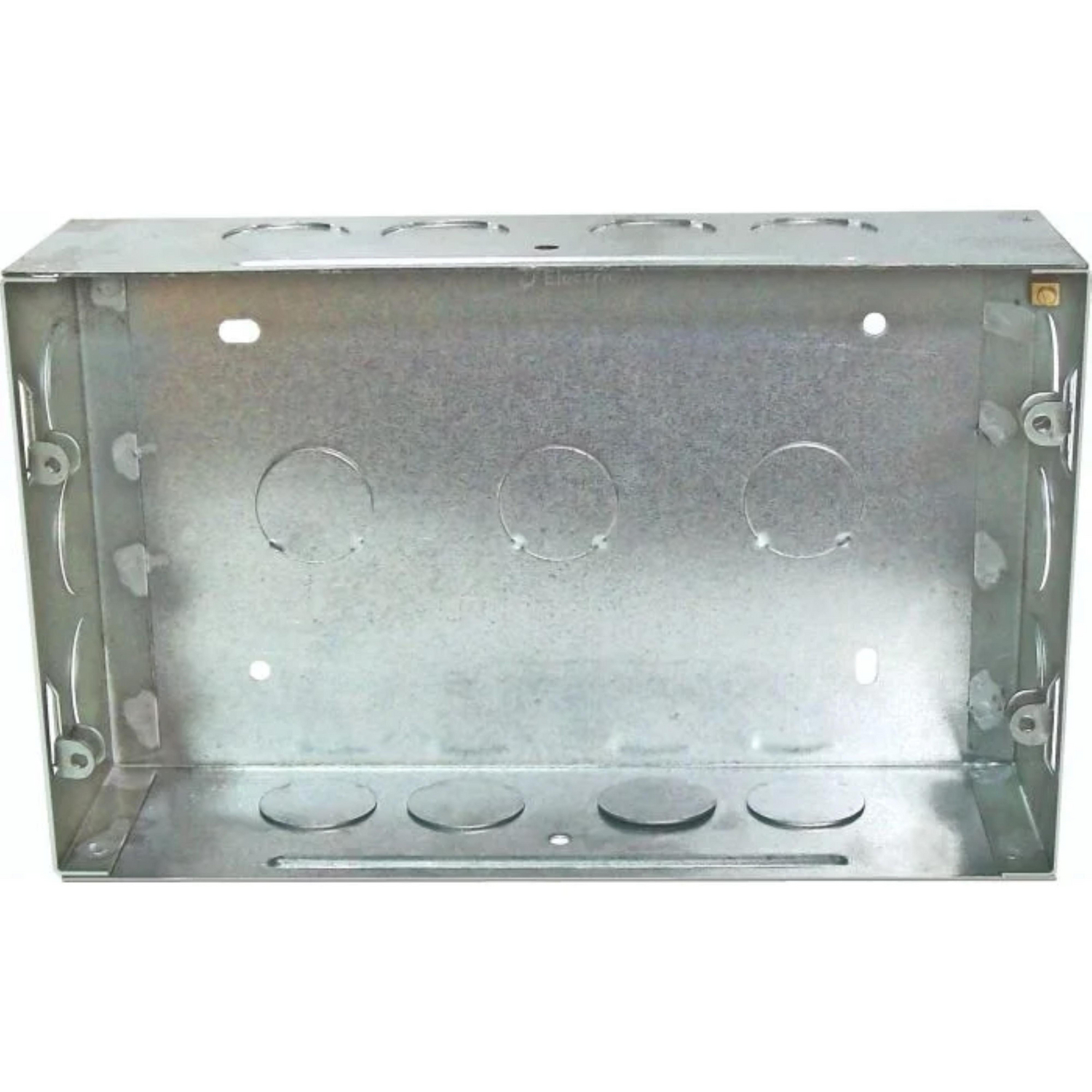 Schneider Standard Metal Box Mounting Box · 12 M